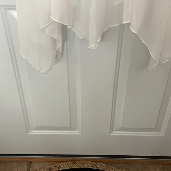 NWT Verdusa polyester fully lined elastic waist white wired bottom skirt, Size M - Picture 10 of 10